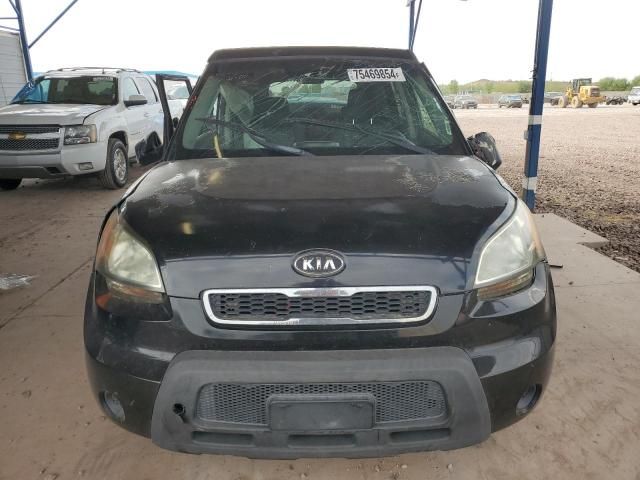 2010 KIA Soul +