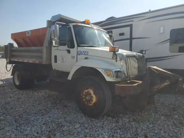 2003 International 7000 7400