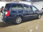 2013 Chrysler Town & Country Touring L