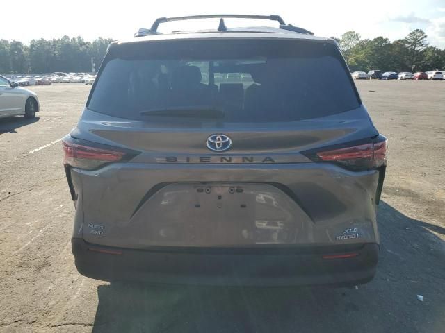 2022 Toyota Sienna XLE