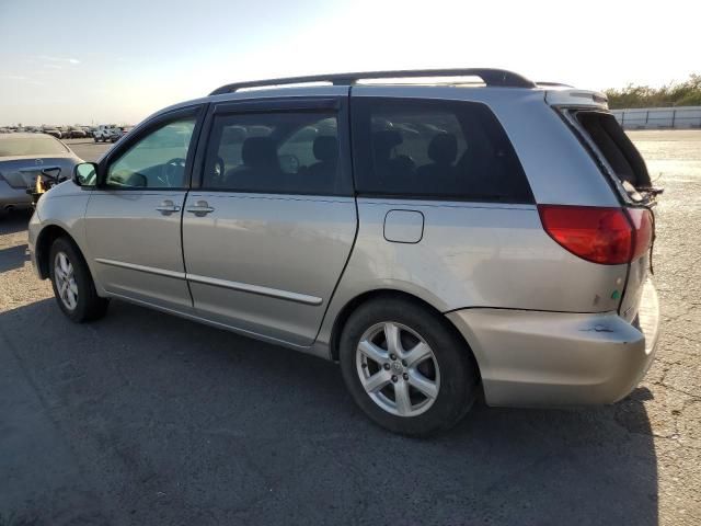 2006 Toyota Sienna CE