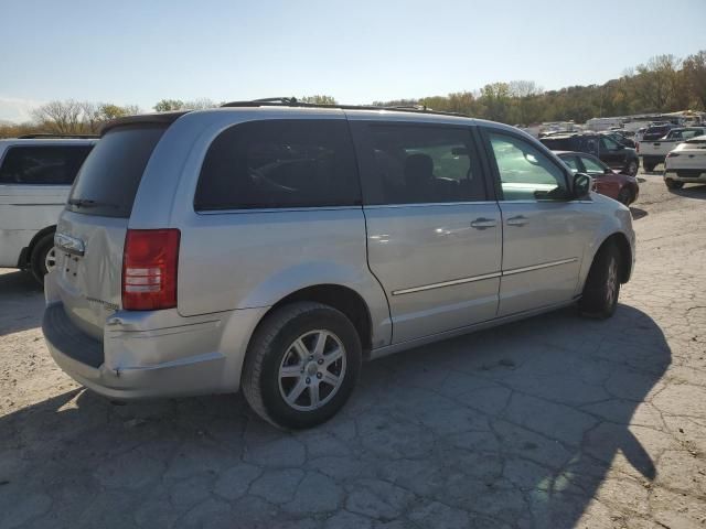 2010 Chrysler Town & Country Touring