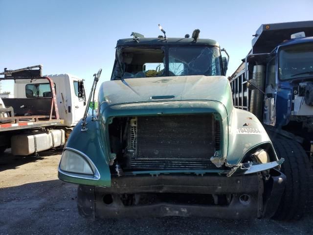 2004 Freightliner Conventional Columbia