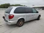 2003 Chrysler Town & Country LX