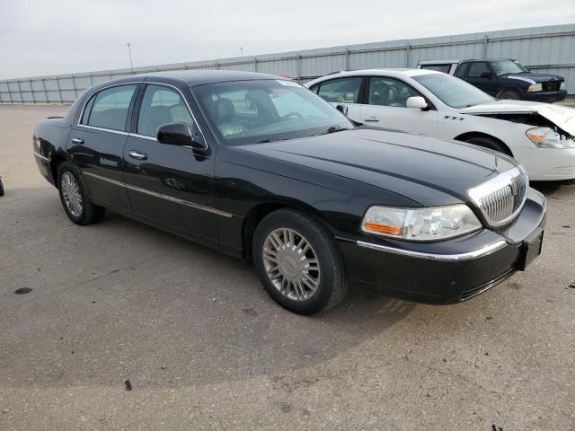 2006 Lincoln Town Car Signature Limited