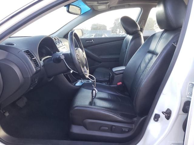 2010 Nissan Altima Base