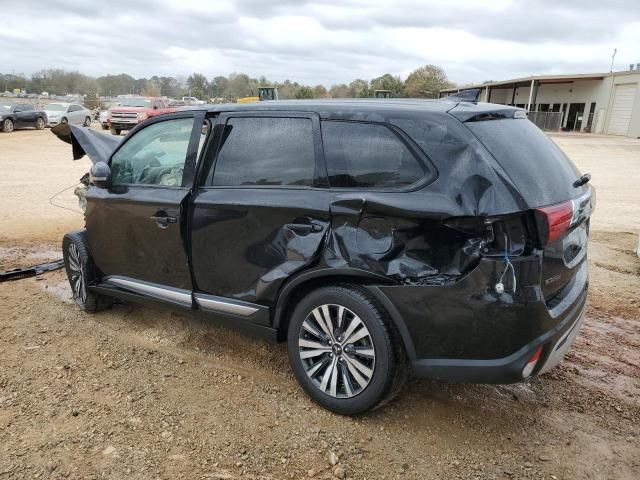 2019 Mitsubishi Outlander SE