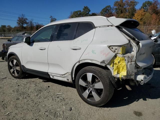 2019 Volvo XC40 T5 Momentum