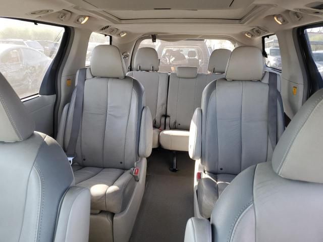 2011 Toyota Sienna XLE