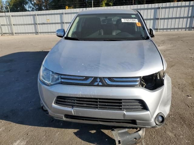 2014 Mitsubishi Outlander SE