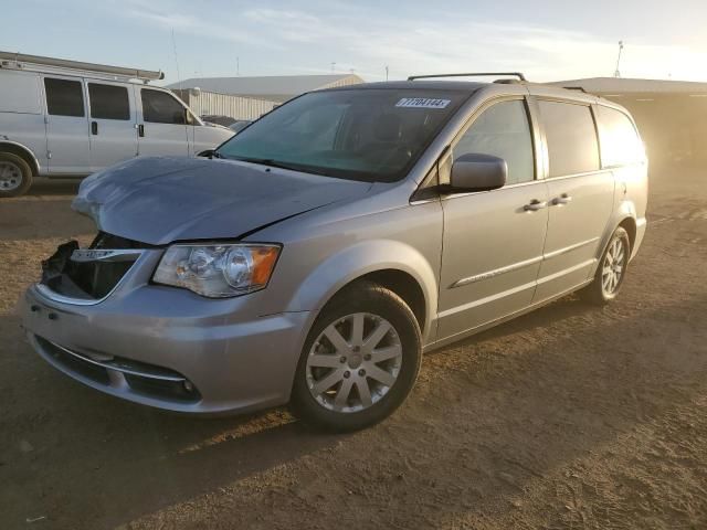 2016 Chrysler Town & Country Touring