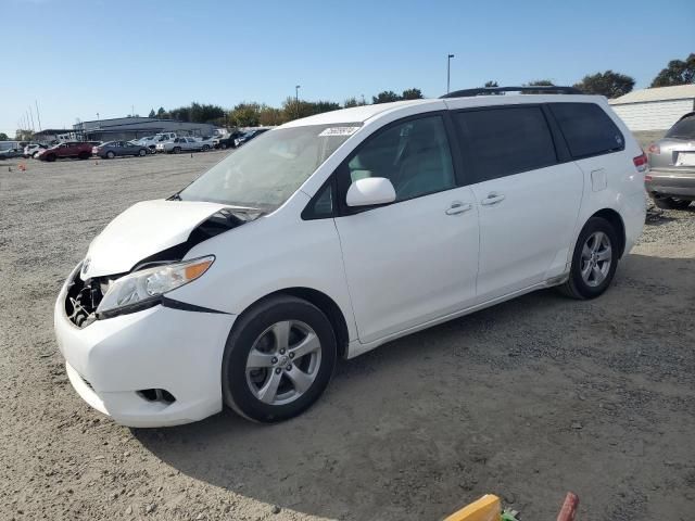 2011 Toyota Sienna LE