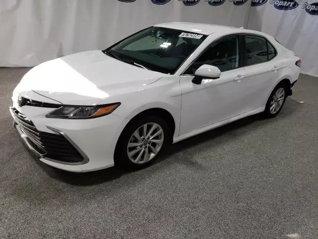 2021 Toyota Camry LE