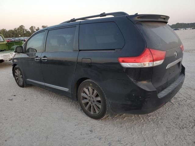 2014 Toyota Sienna XLE