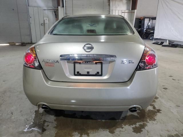 2010 Nissan Altima Base