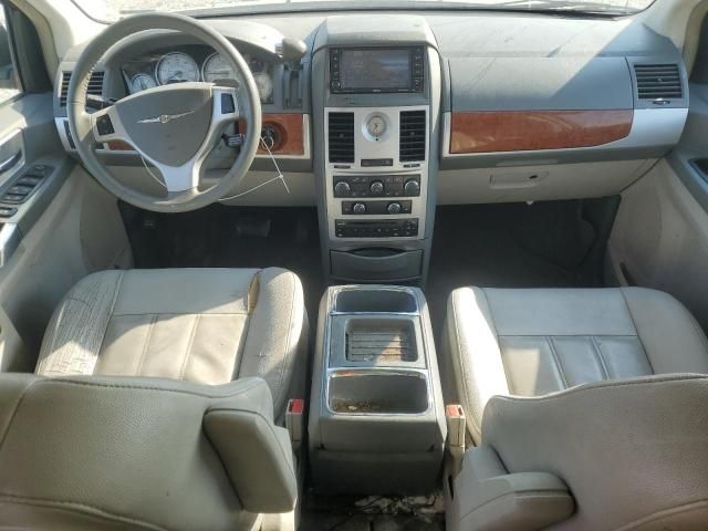 2008 Chrysler Town & Country Touring