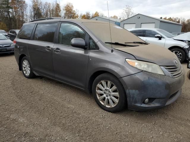 2011 Toyota Sienna XLE