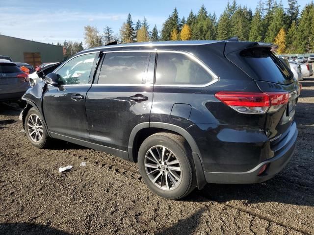 2019 Toyota Highlander SE