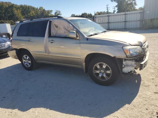 2004 Toyota Highlander Base