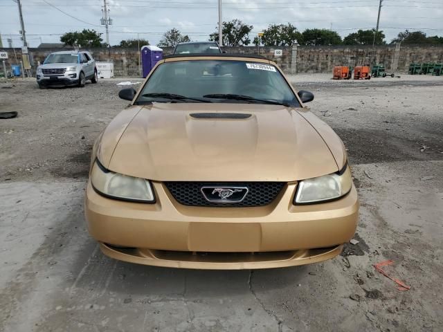 2000 Ford Mustang GT