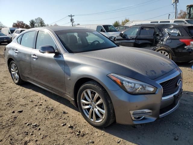 2018 Infiniti Q70 3.7 Luxe