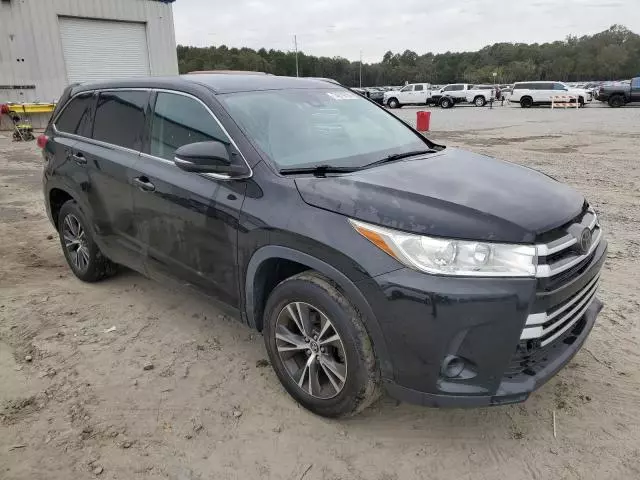 2018 Toyota Highlander LE