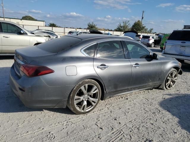 2017 Infiniti Q70 3.7