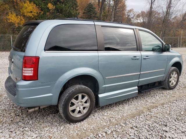 2009 Chrysler Town & Country Touring