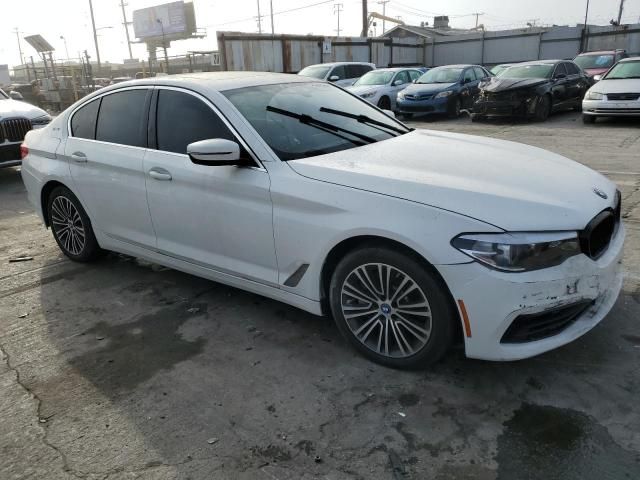 2019 BMW 530E