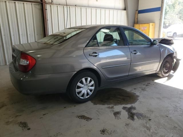 2004 Toyota Camry LE