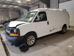 Camiones salvage a la venta en subasta: 2014 Chevrolet Express G1500