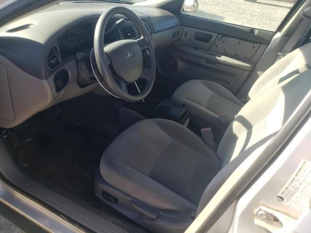 2006 Ford Taurus SE