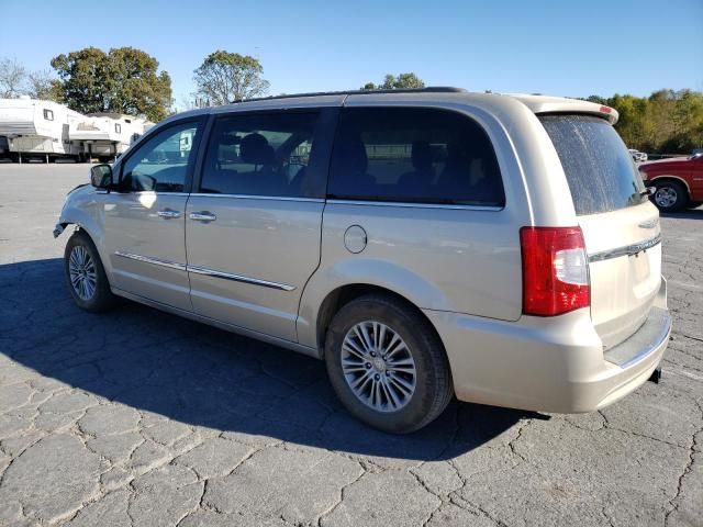 2014 Chrysler Town & Country Touring L