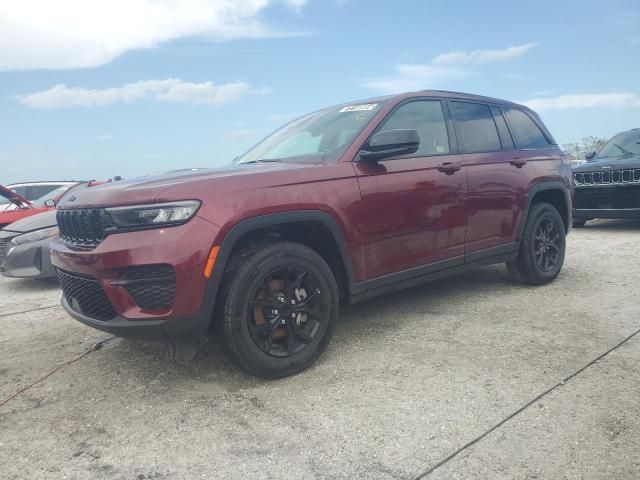 2024 Jeep Grand Cherokee Laredo