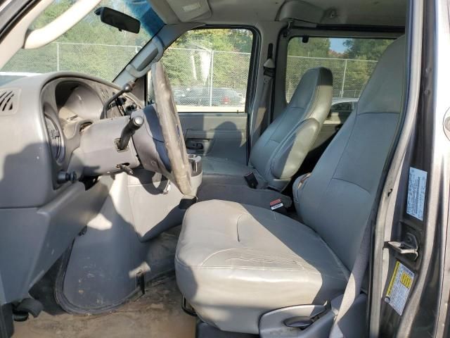 2007 Ford Econoline E350 Super Duty Wagon