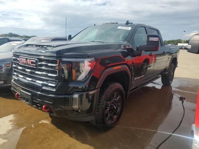 2024 GMC Sierra K2500 AT4