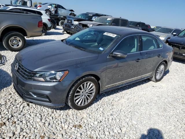 2016 Volkswagen Passat SE