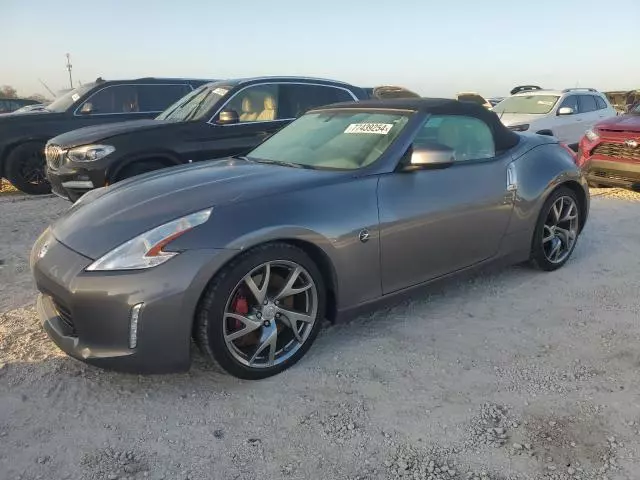 2014 Nissan 370Z Base