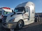 2019 Freightliner Cascadia 126