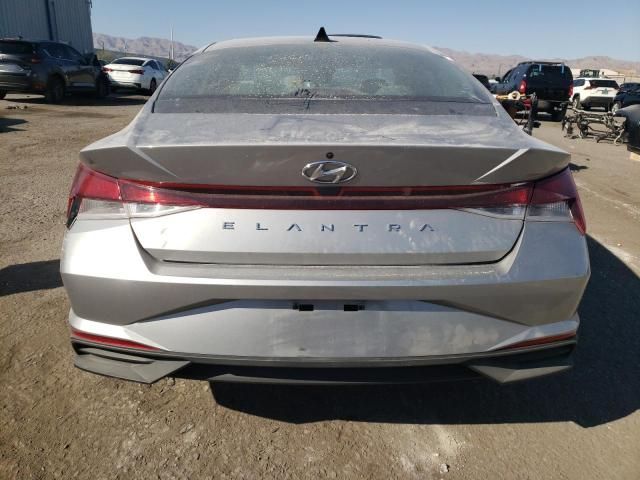 2021 Hyundai Elantra SE