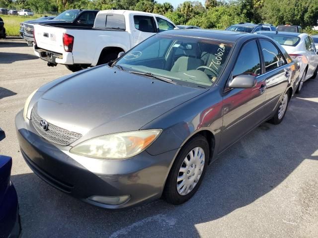 2004 Toyota Camry LE