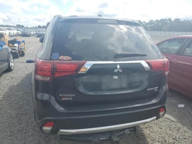 2016 Mitsubishi Outlander SE