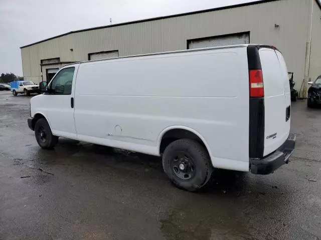 2014 Chevrolet Express G2500