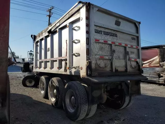 1996 Peterbilt 379