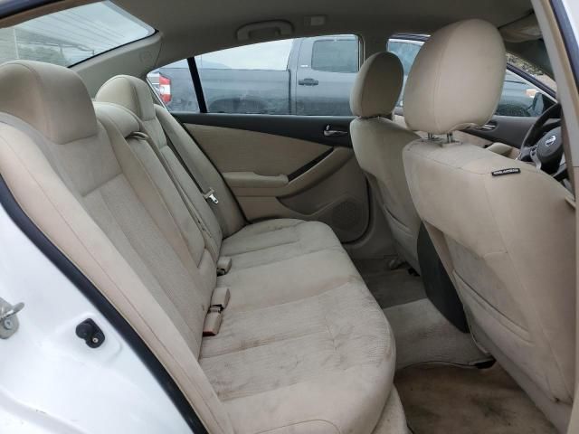 2010 Nissan Altima Base