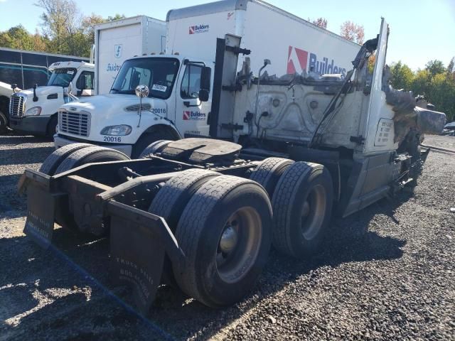 2014 Freightliner Cascadia 125