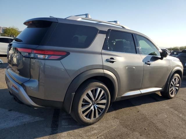 2022 Nissan Pathfinder Platinum