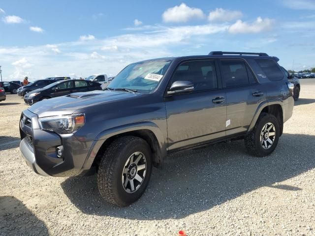 2023 Toyota 4runner SE