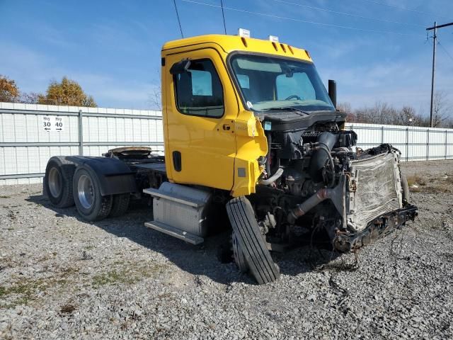 2018 Freightliner Cascadia 116