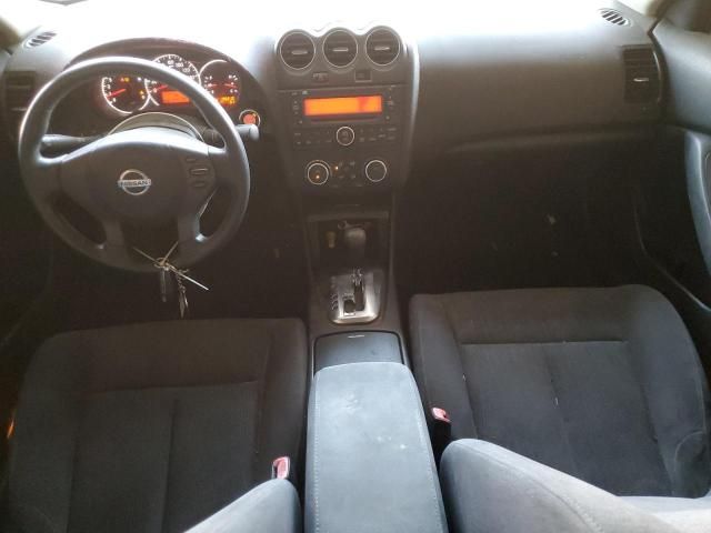 2010 Nissan Altima Base